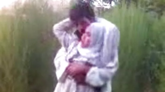 Quân đội cô gái đầu tiên phim sex nhat ban 2019 của loài chim