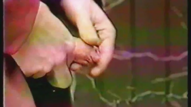 Ông cho phép bạn béo Latin một phim sex ngoại tình nhật bản vòng tròn và sau đó đổ tinh