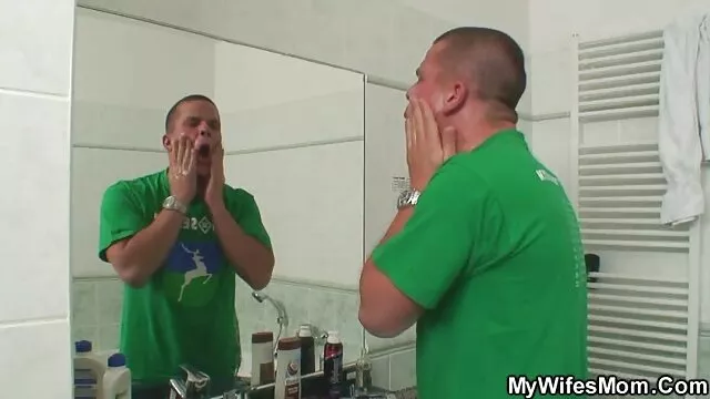 Tốt đẹp với một nhỏ màu phim sex nhật bản cực hay tím bell