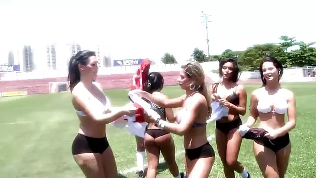 Leha Matiety nước nóng một đồ sex nhật bản lồng tiếng chơi lớn trong trường cô gái Peter, chết tiệt