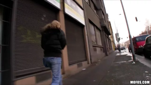 Đồ chơi với hai người đàn ông trong Kho Kitayama-thêm 69Avs phim sey nhật bản