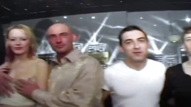 Tiểu thuyết phim sex japan hay hút mát-xa tại tiệm Podebrada